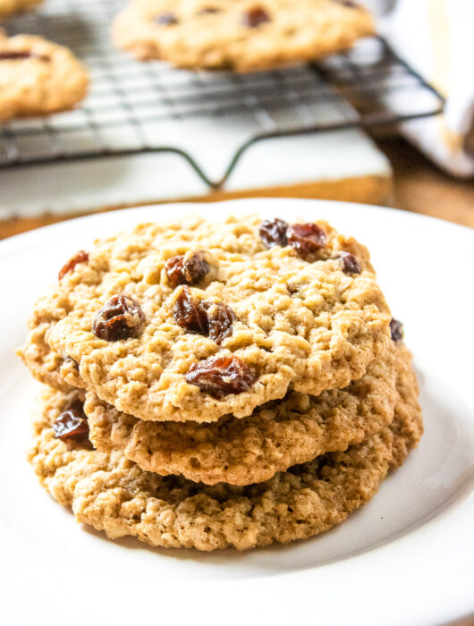 Mama's Oatmeal Raisin Cookies