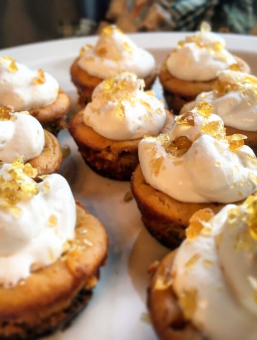 Mini Pumpkin Cheesecakes with Toffee Crunch Topping