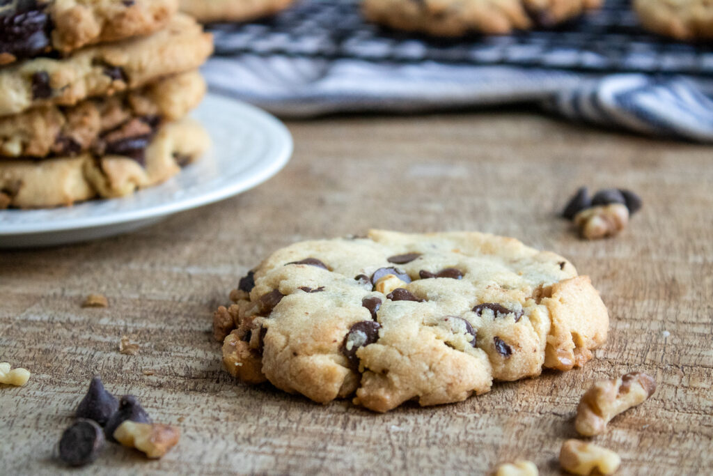 Walnut Chocolate Chunk Cookies