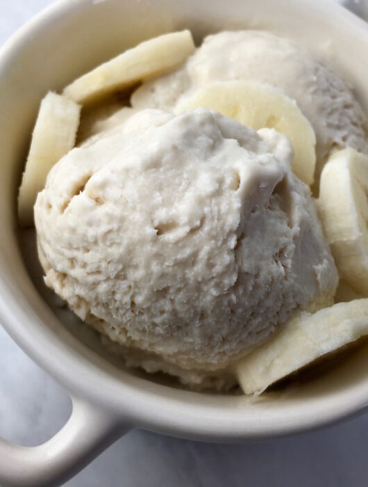 Healthy Banana Frozen Yogurt